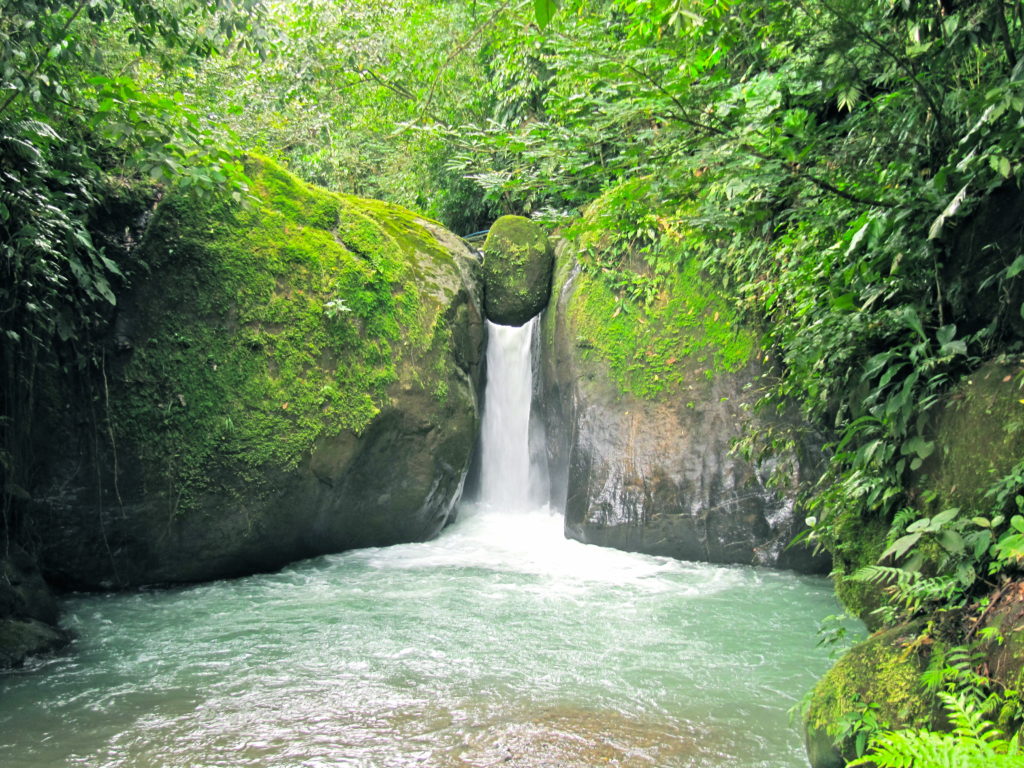 Costa Rica - Cachoeira Uvita