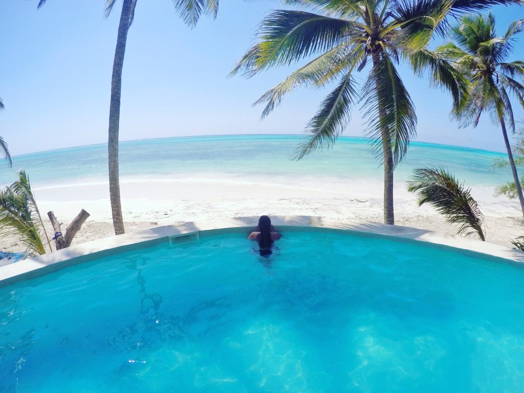 Pingwe praia Zanzibar Matlai