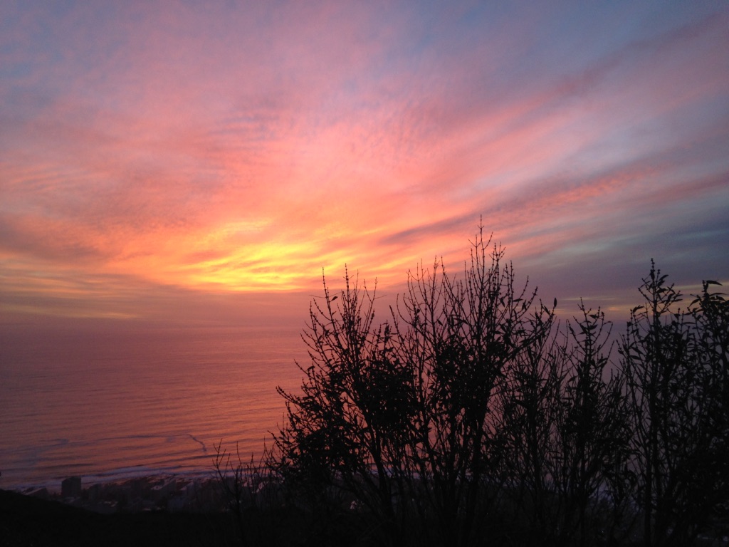 O lindo pôr do sol em Signal Hill. Dicas do que fazer em Cape Town.